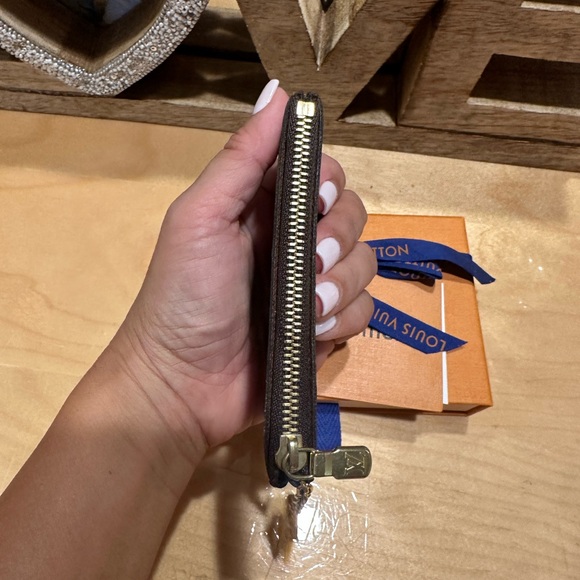 Louis Vuitton coin purse 100% authentic - Picture 8 of 12